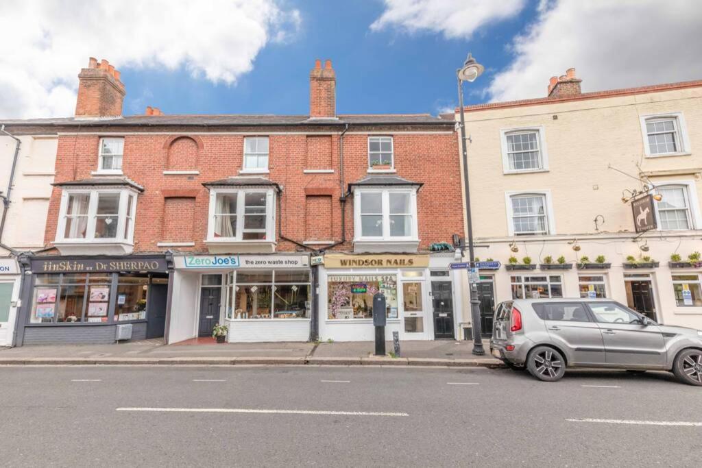 Вилла Windsor Town Centre Victorian Townhouse Sleeps 6 Экстерьер фото